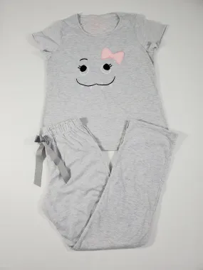 California Women's pajama set gray pants gray short sleeve shirt smiley face image