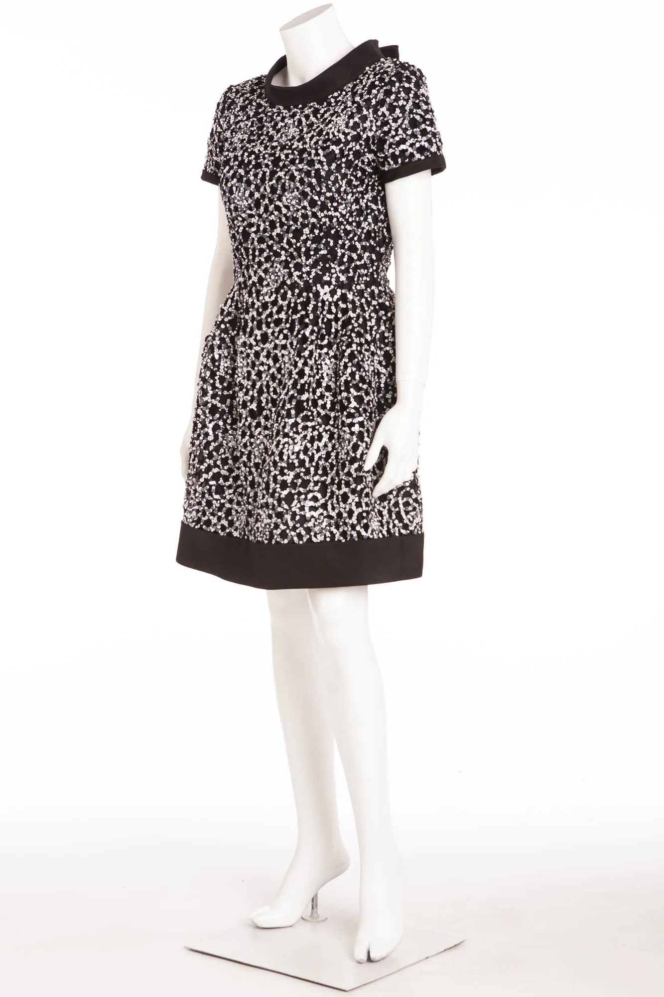 Oscar De La Renta - Camellia Sequined Silk Mini Dress NWT - 8