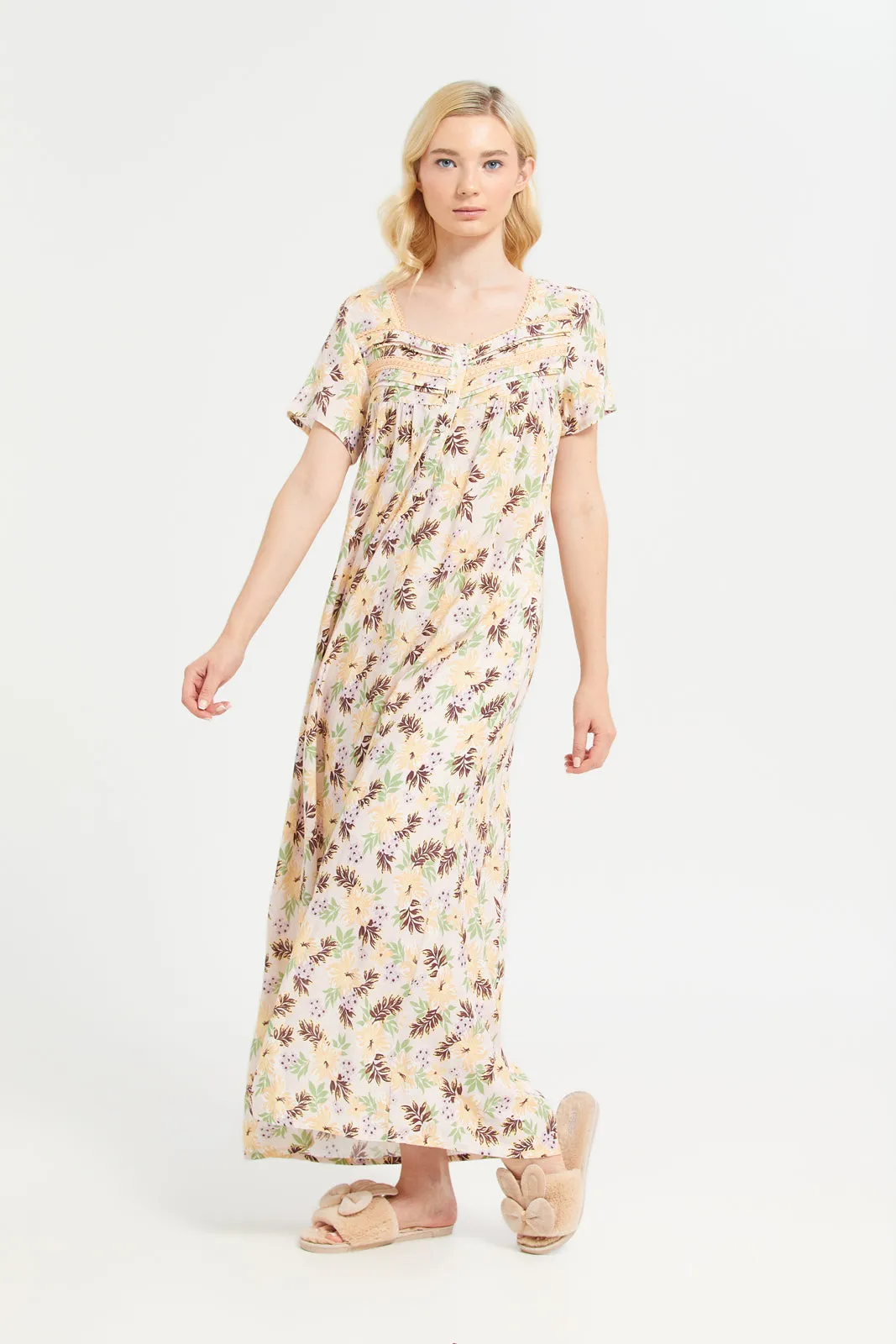 Women Assorted Short Sleeve Viscose Dobby Nightgown