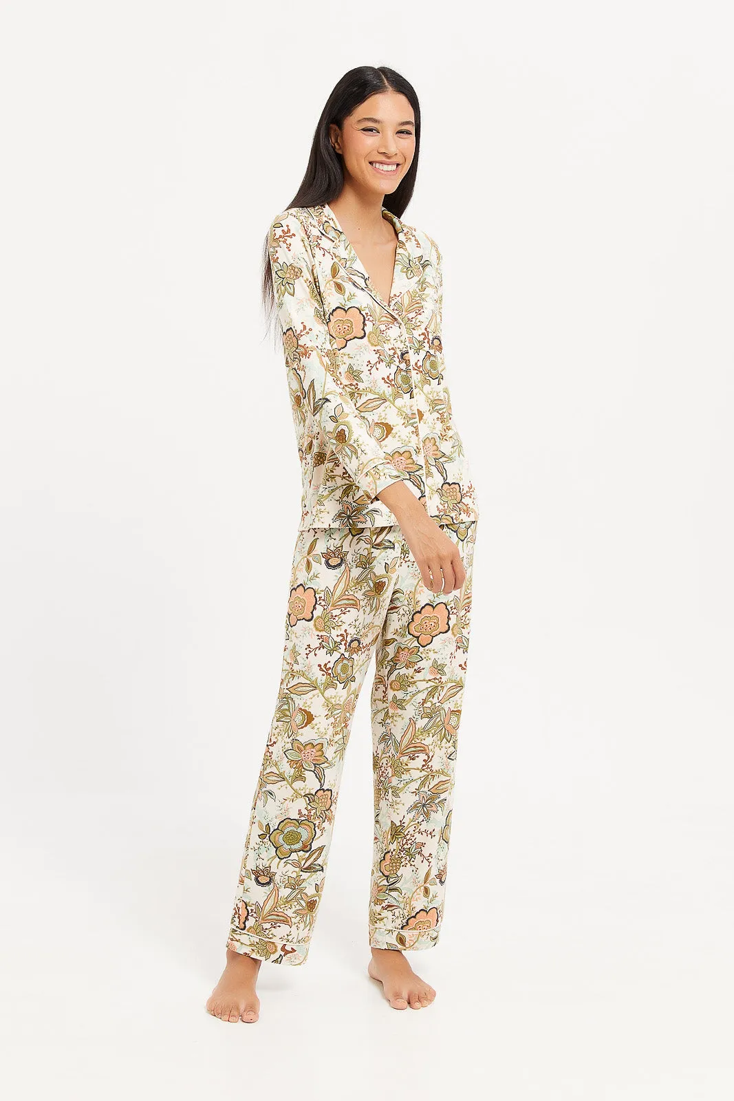 Women Ivory Flower Classic Print Pyjama Set (2 Piece)